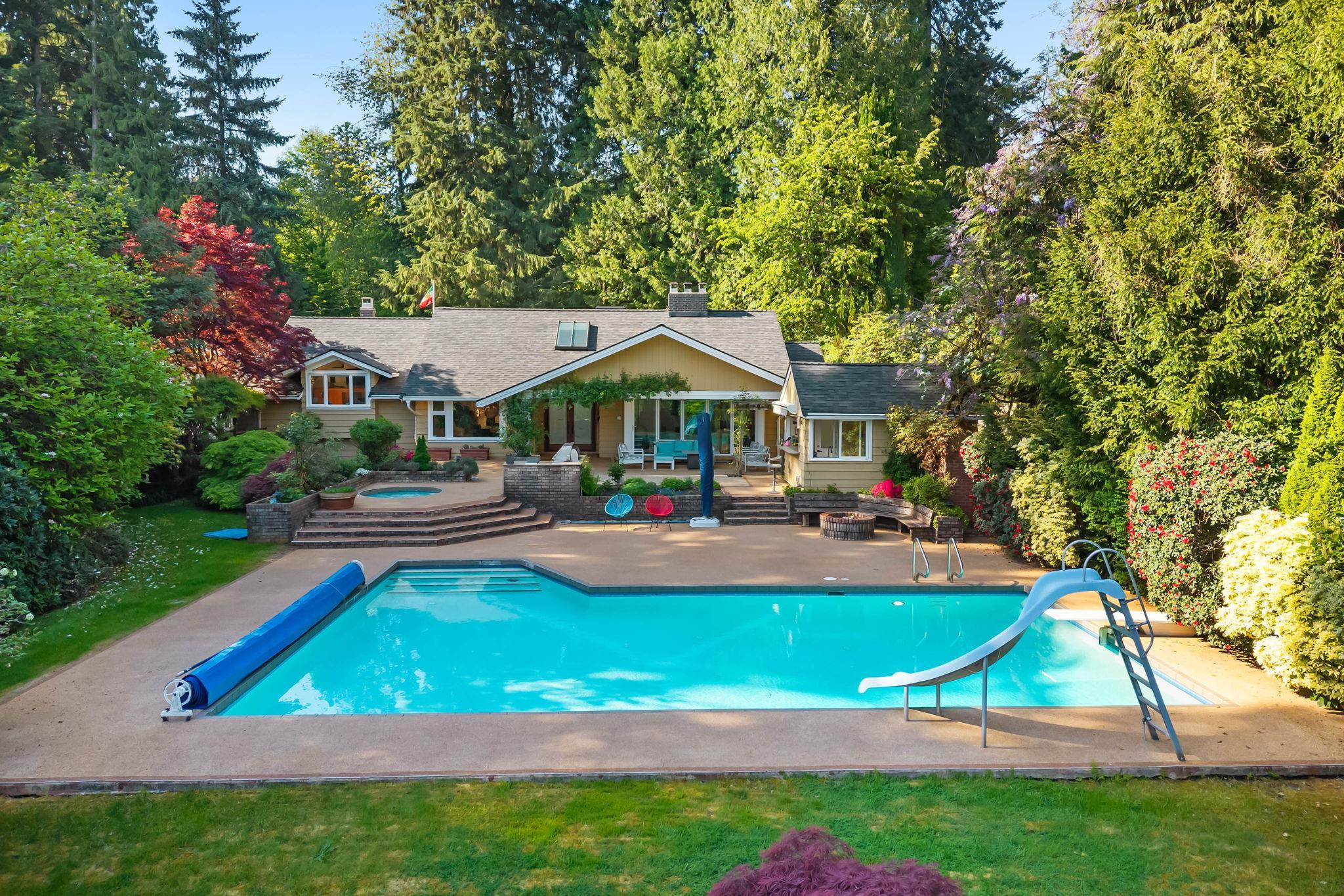 west vancouver luxury home